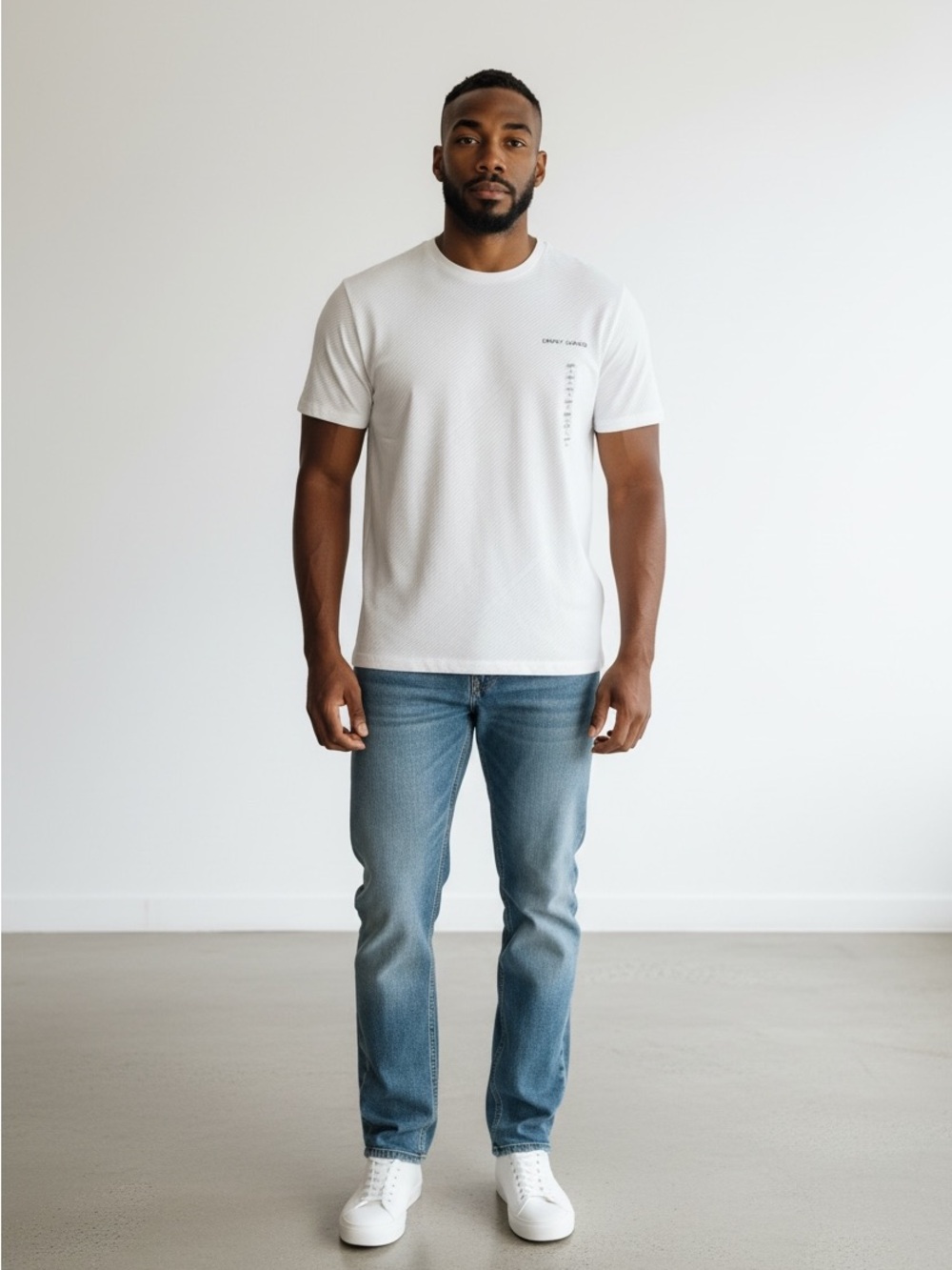 DKNY Jeans White Textured T-Shirt Men’s Size M NWT